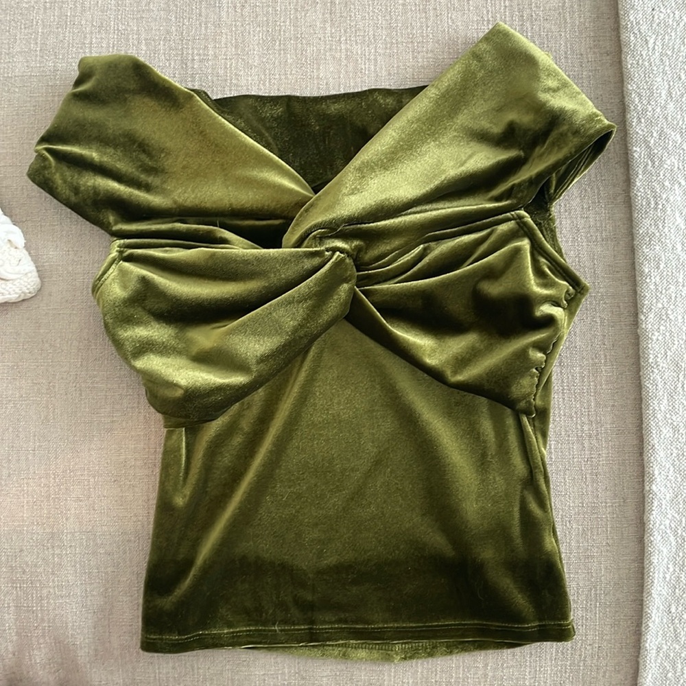 Ezlynn Knit top Reformation